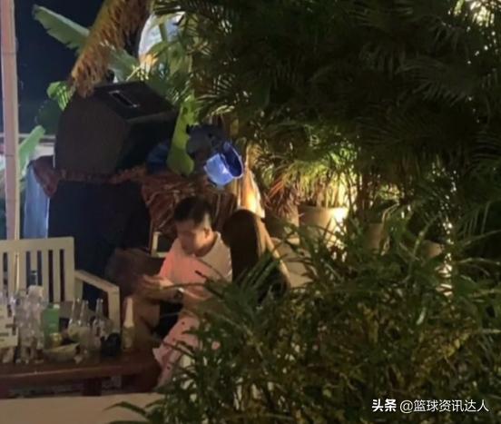 郭艾伦公布过的恋情,郭艾伦公布恋情