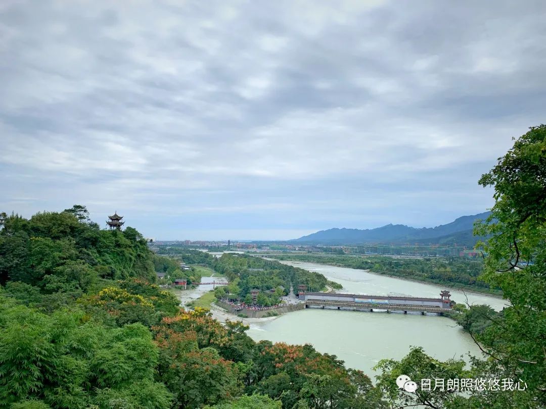 人不知而不愠不亦君子乎简单翻译,人不知而不愠不亦君子乎朗读