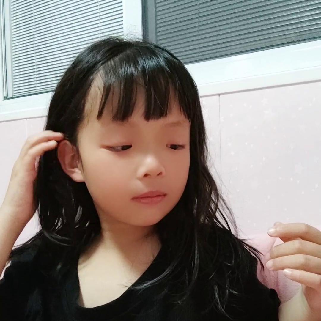 母女一起画大饼,母女画大饼的原创视频