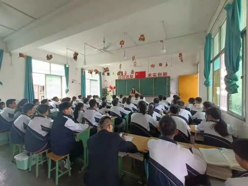巴中市恩阳登科中学,巴中恩阳登科中学高中