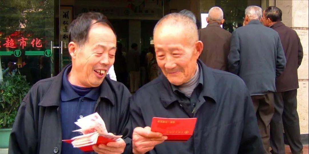 个人累计存款100万银行会查你吗,银行有50万存款是个什么水平