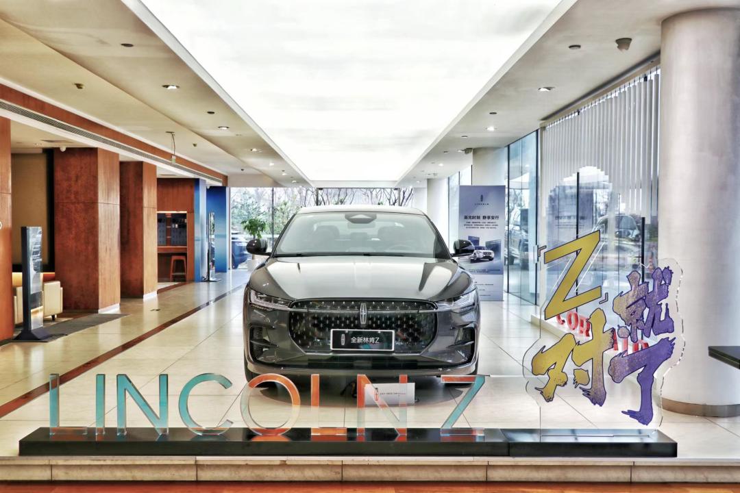 全新林肯z外观,林肯冒险家2023款尊享版鱼子酱灰
