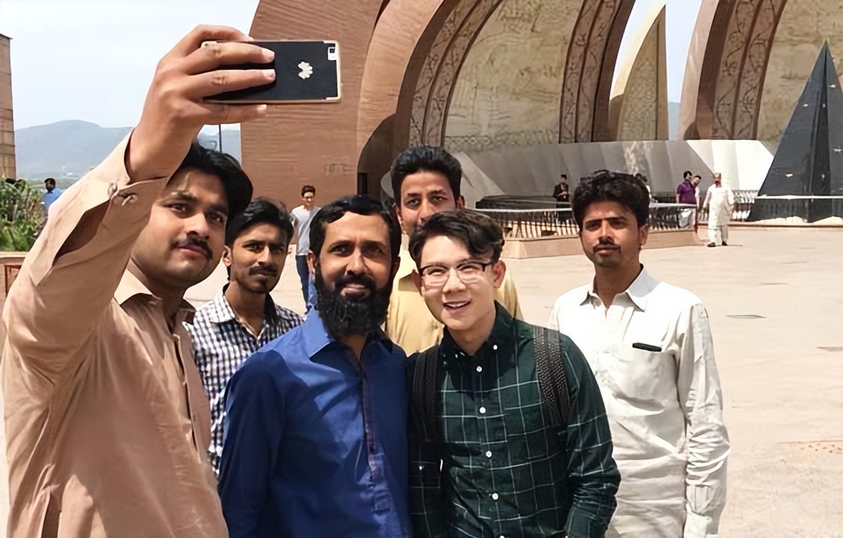 在中国做生意的巴基斯坦老板,巴基斯坦打工的真实经历