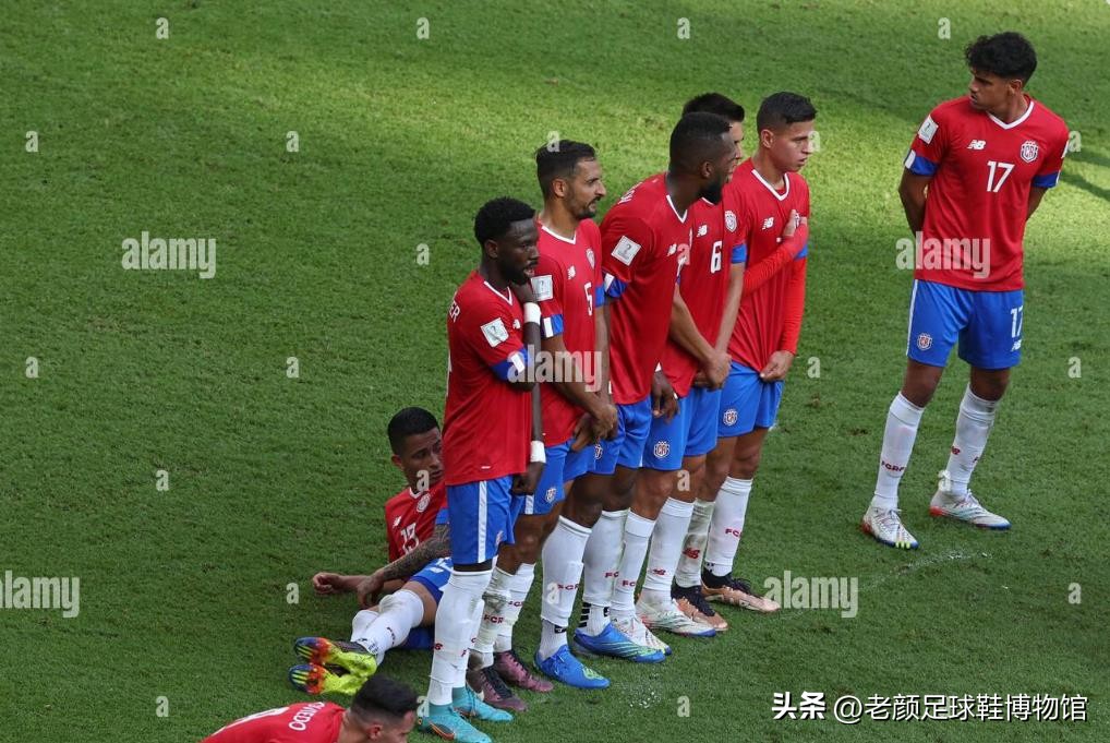 曼联英格兰队双料队长代言，最先将碳板植入足球鞋的品牌是它