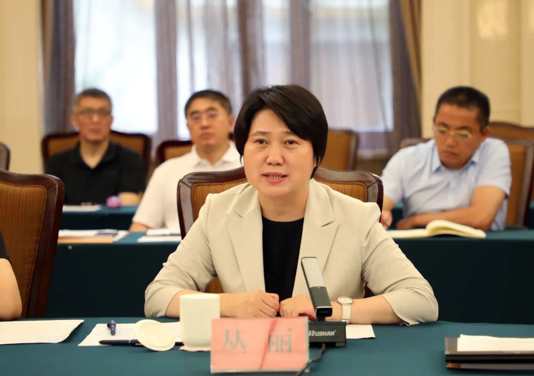 佳木斯市与国研智库签订合作协议共建“中国牙城”