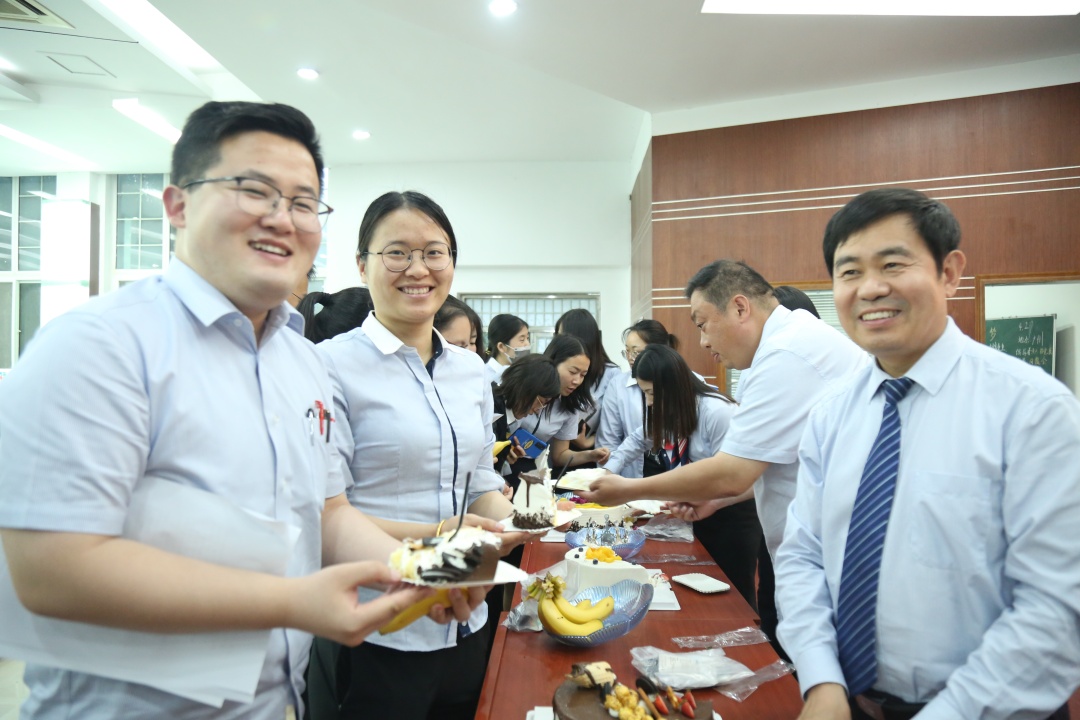 271教育|高效运行机制，全力打造学校教育品牌