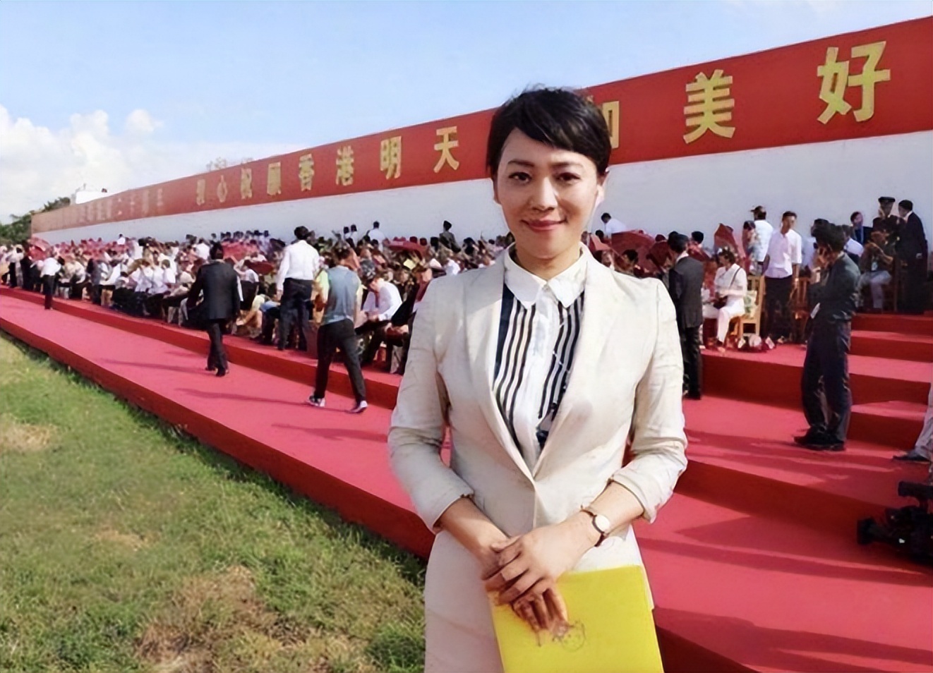 央视劳春燕履历,央视劳春燕和老公