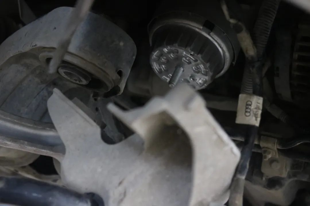 大哥买奥迪a6,奥迪a6c5老车翻新满血复活