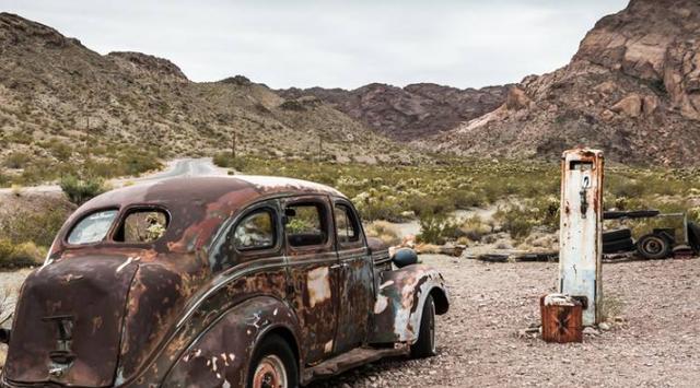 为何不用又轻又硬的不锈钢造车?保时捷试过,至今不能上路