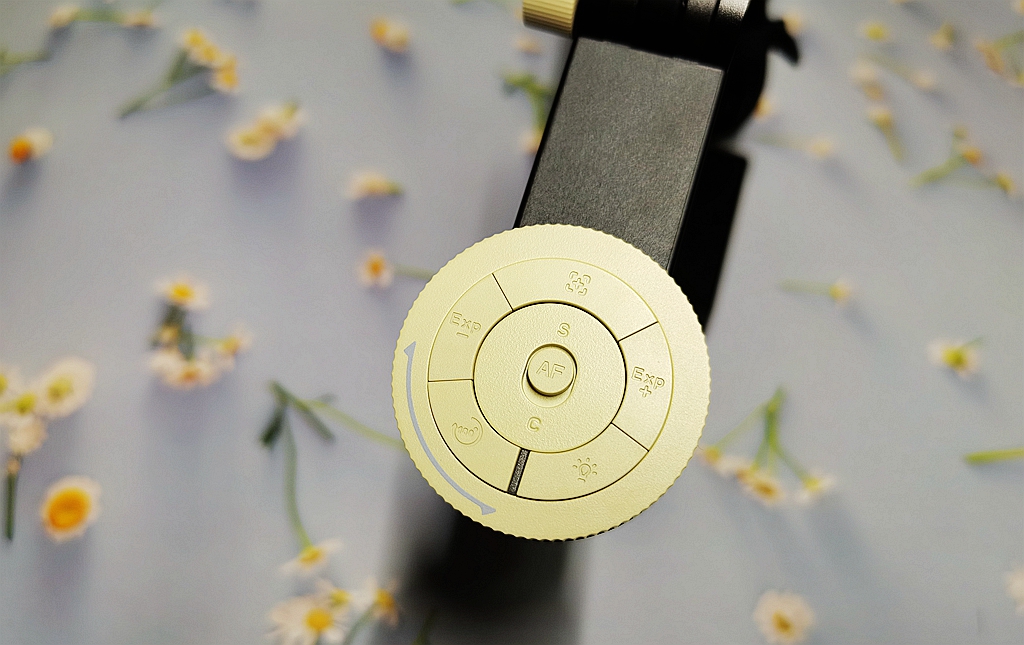 成者FancyS视频展示仪评测：居家网课、上班办公必备神器！