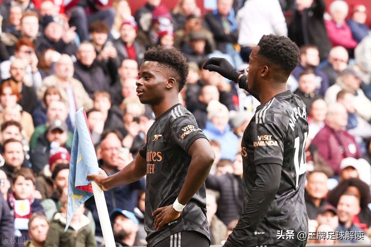 瓜迪奥拉不满坎塞洛,瓜迪奥拉布阵曼城阵容