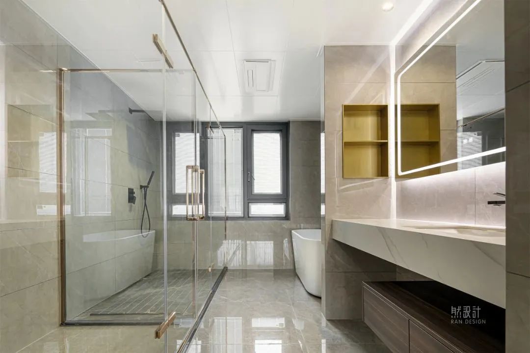 「设计向心致遇真我」第四届然设计2022年度杰出设计师——姜也