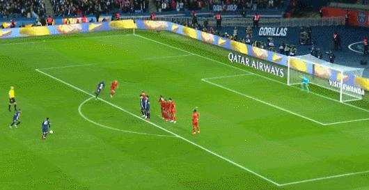 梅西大巴黎首粒进球波帅,梅西任意球绝杀里尔巴黎教练