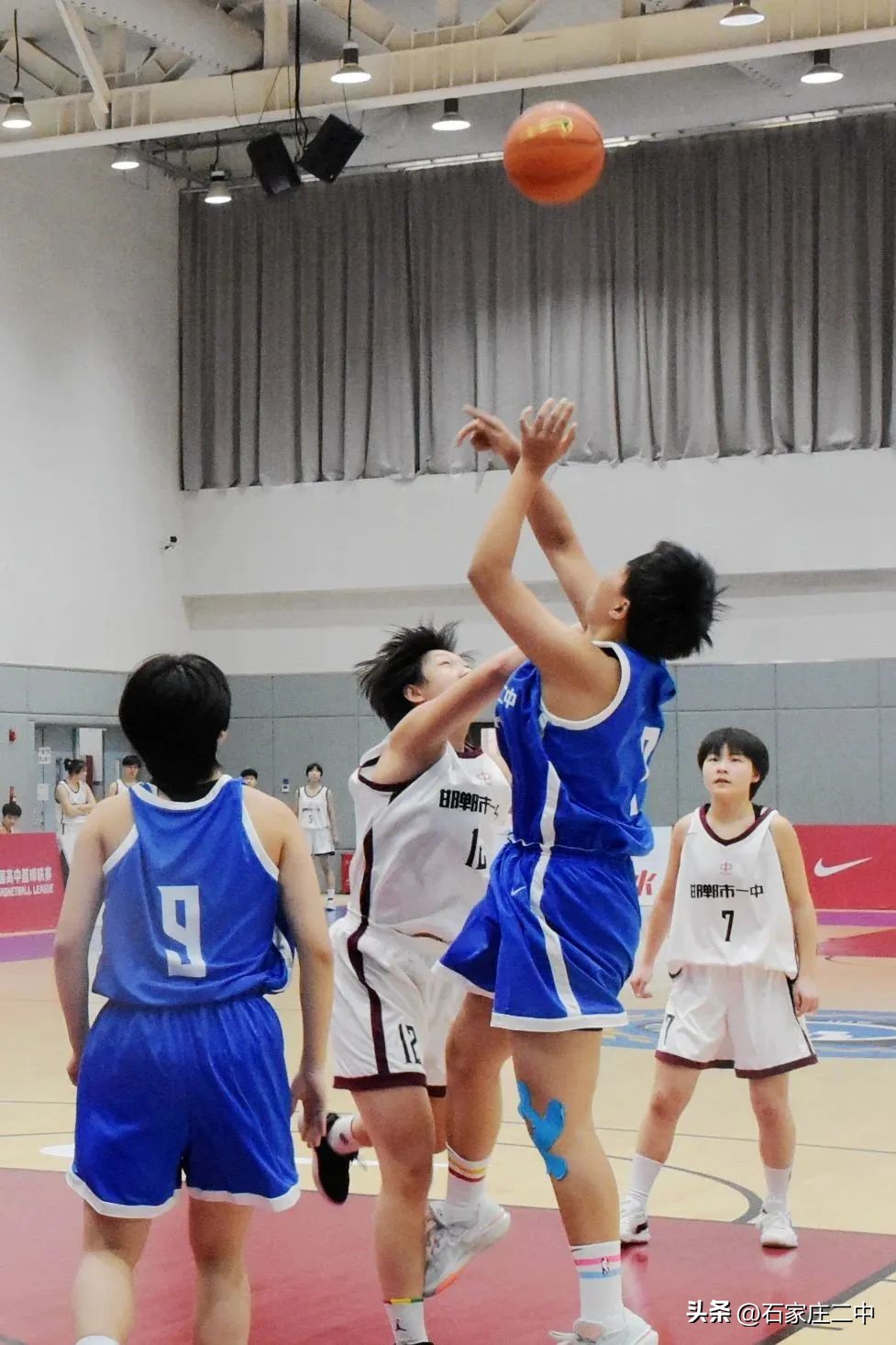 王者荣耀!2022—2023赛季耐克中国高中篮球联赛(河北赛区),石家庄二中男、女篮再次双双夺冠!