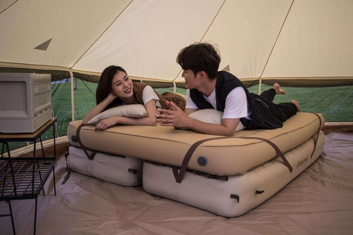 露营自动充气垫和充气床哪个好,自充气睡垫真的舒服吗