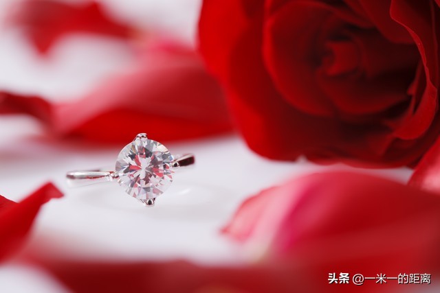 钻戒可以选人造钻石吗,人造钻石来了你还会买钻戒吗
