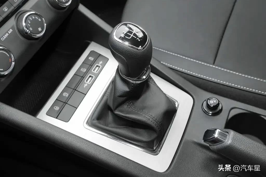 明锐怎么选配置,2023款斯柯达明锐