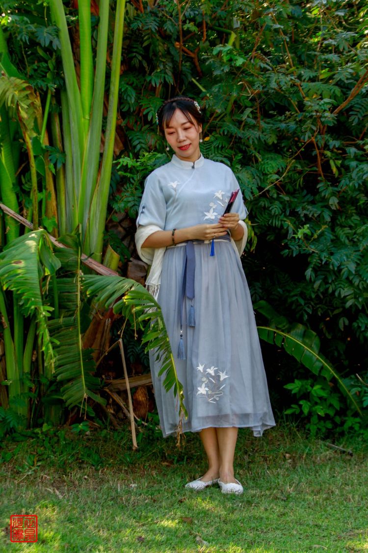 各领风骚全诗,各领风骚是哪首诗