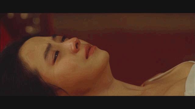 15年前，她因大尺度出演被骂惨，而电影却打破成人片票房纪录