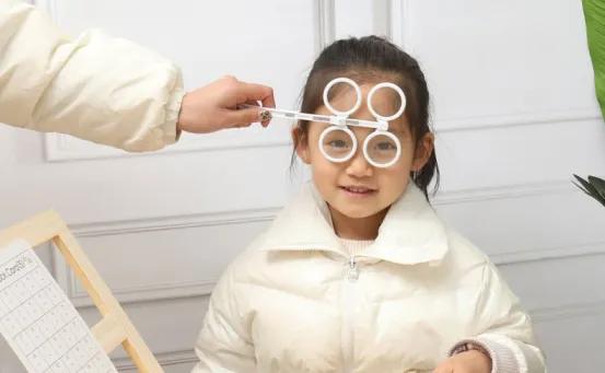 鐖辩溂鎶ょ溂鐨勪翰韬粡鍘嗗拰浣撲細,鍒嗕韩鑷繁鐨勭埍鐪兼姢鐪肩粡鍘嗗拰鎰熸偀