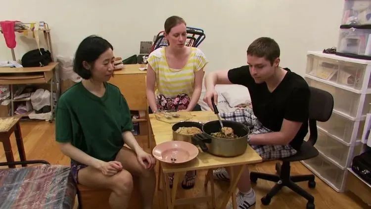 女白领二十年不买内衣,女子20年不买内衣