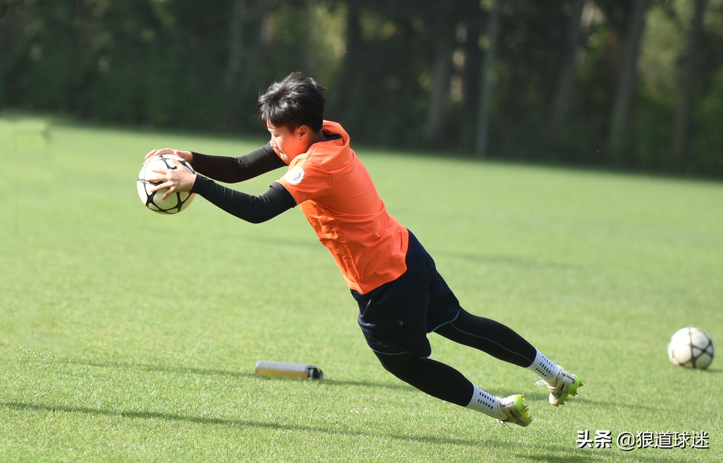 大白东游｜陕西女足告别八年主力门将李晓婧