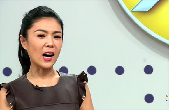 人走茶凉苏芒：封杀唐嫣被章子怡踹掉，毁伊能静婚礼被洪晃暗讽