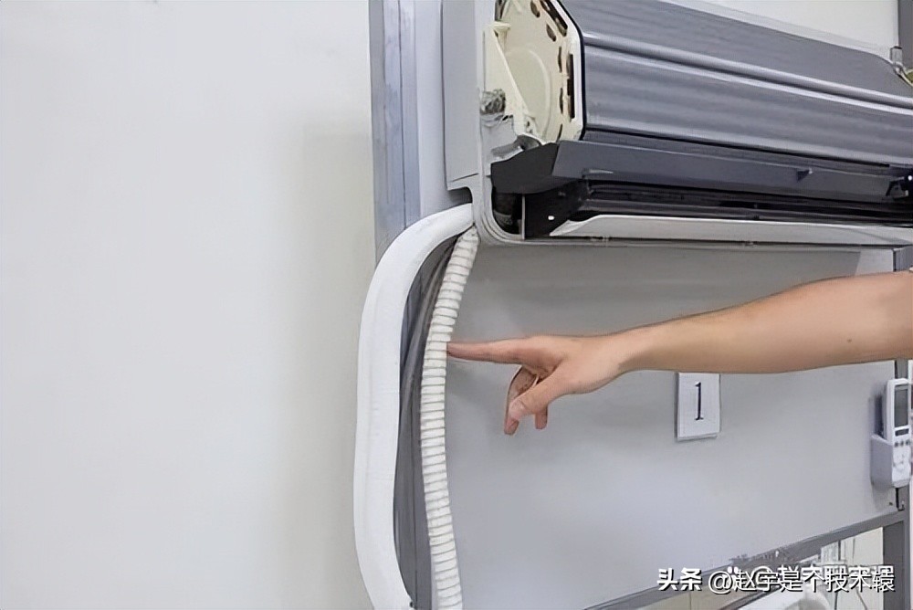 空调内机和外机粗管结霜,空调内机结水珠