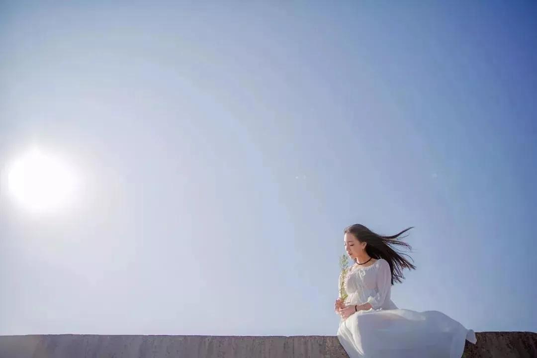 美到窒息的伤感诗句,美到窒息的伤感古诗