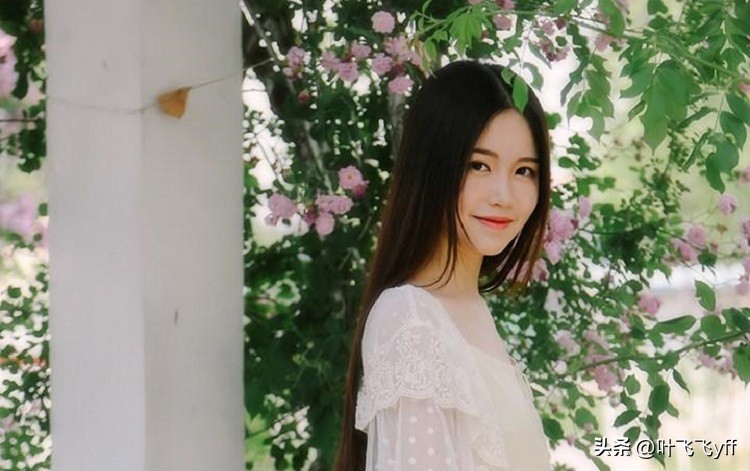 一个女人突然换微信头像暗示什么,女人长期不换头像的好处