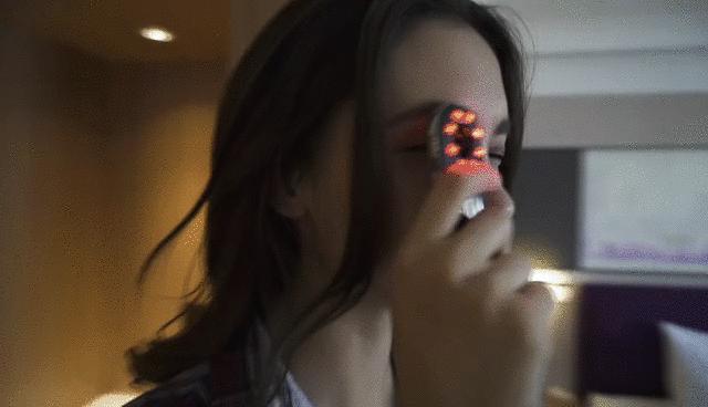 酒店里最难找到的摄像头在哪里,酒店顶灯被发现藏摄像头