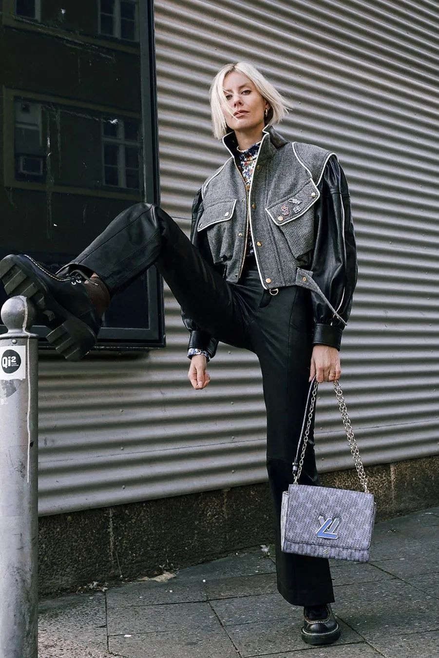 洋气气质皮夹克,皮夹克穿出高级风