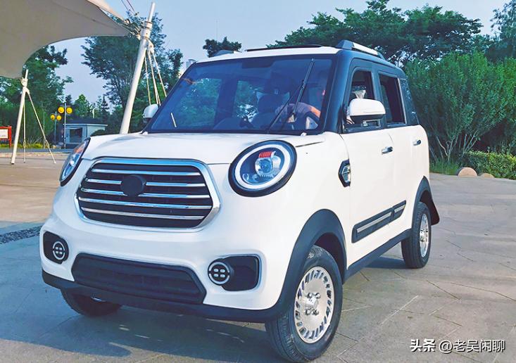 油电两用老年代步车8万,油电老年代步小汽车