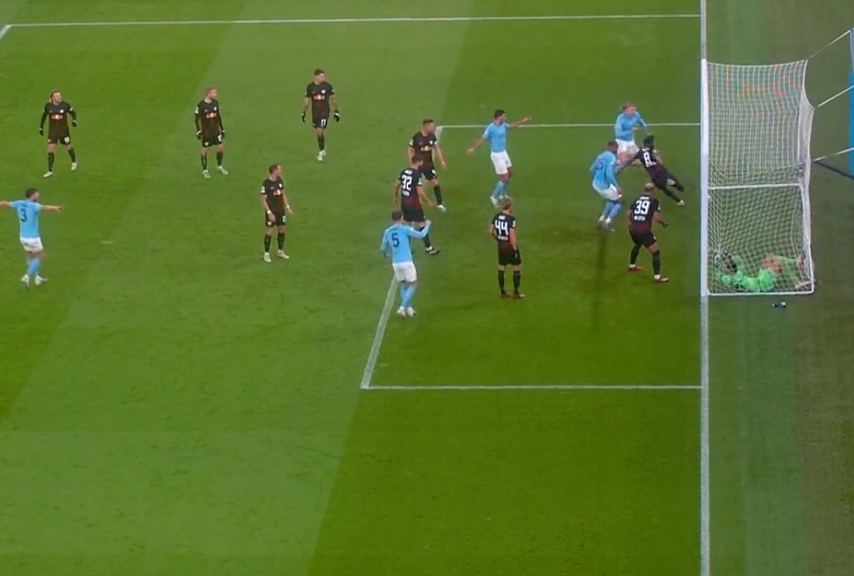 震惊足坛哈兰德首秀23分钟攻入3球,上天眷顾后续