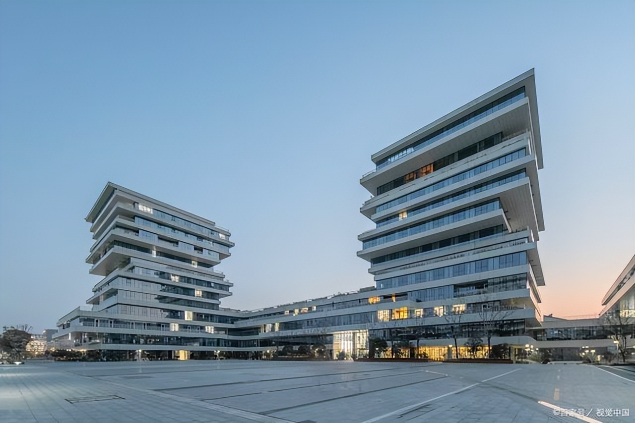 喜讯!浙江一所师范大学成立“新学院”,当地教育迈上新台阶