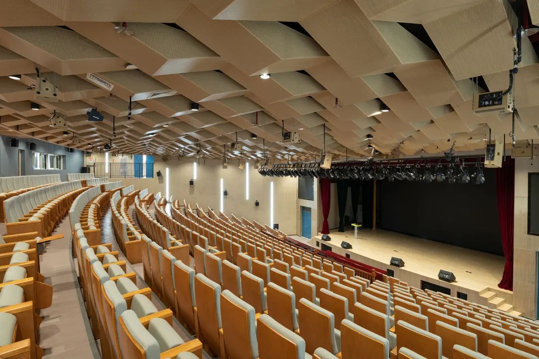 宀崡搴櫌瑙ｈ,宀崡搴櫌浜烘枃搴曡暣