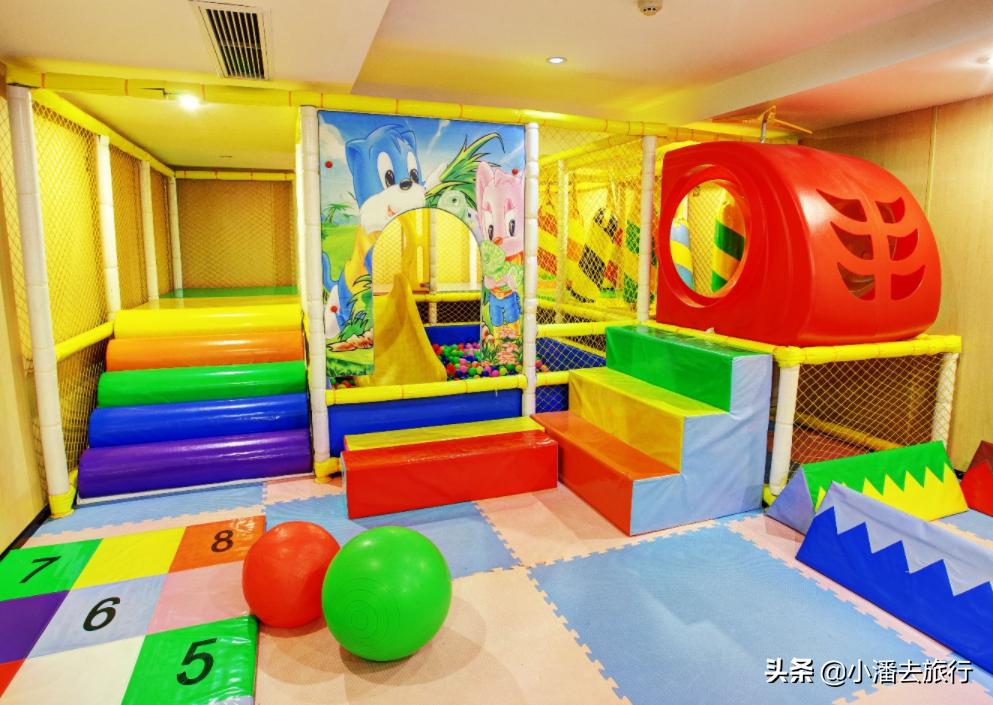 怎么游长江三峡,乘坐长江三峡8天7晚游轮的价格