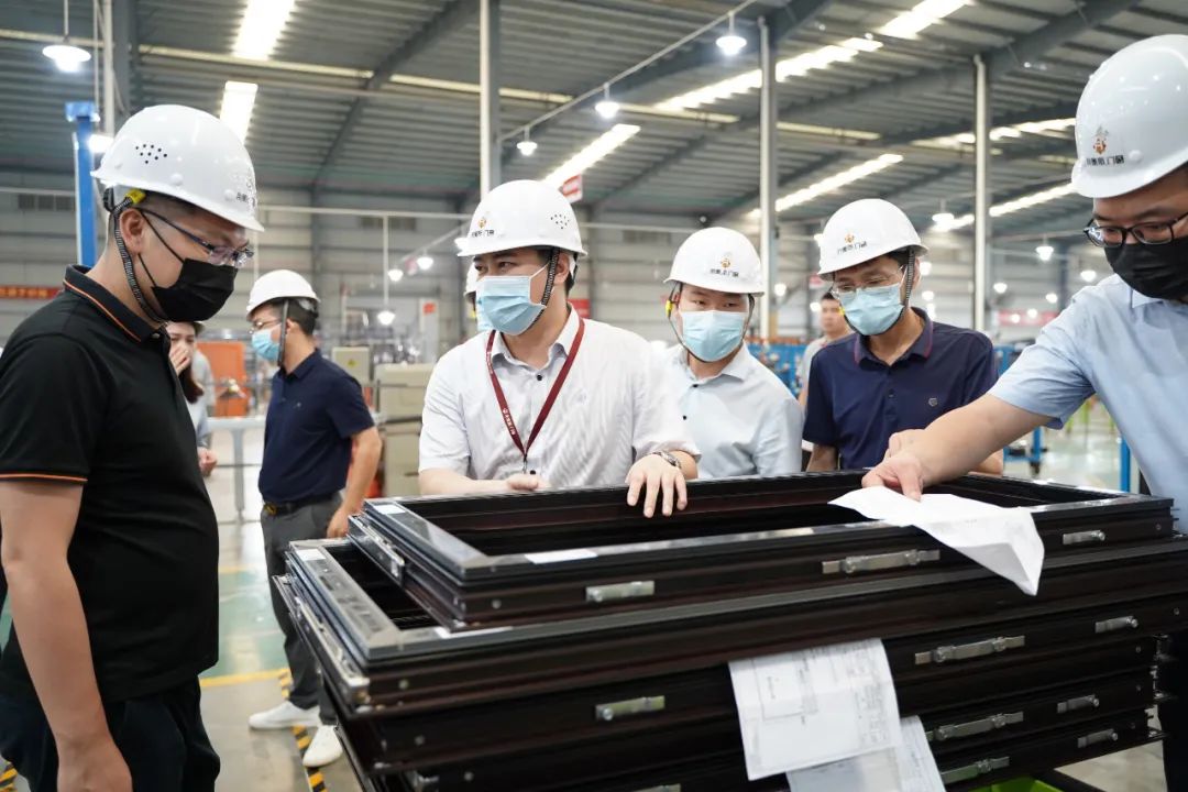 帝奥斯门窗和皇派门窗,博皇家居欢迎光临