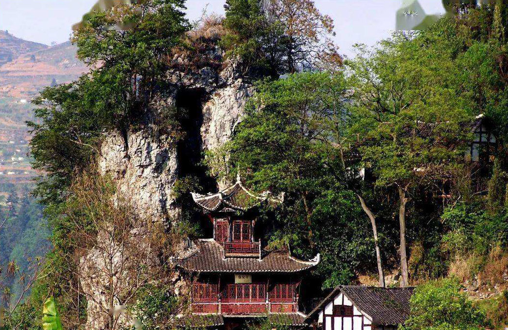 贵州省望谟县有哪些旅游景点,贵州省大方县有哪些旅游景点