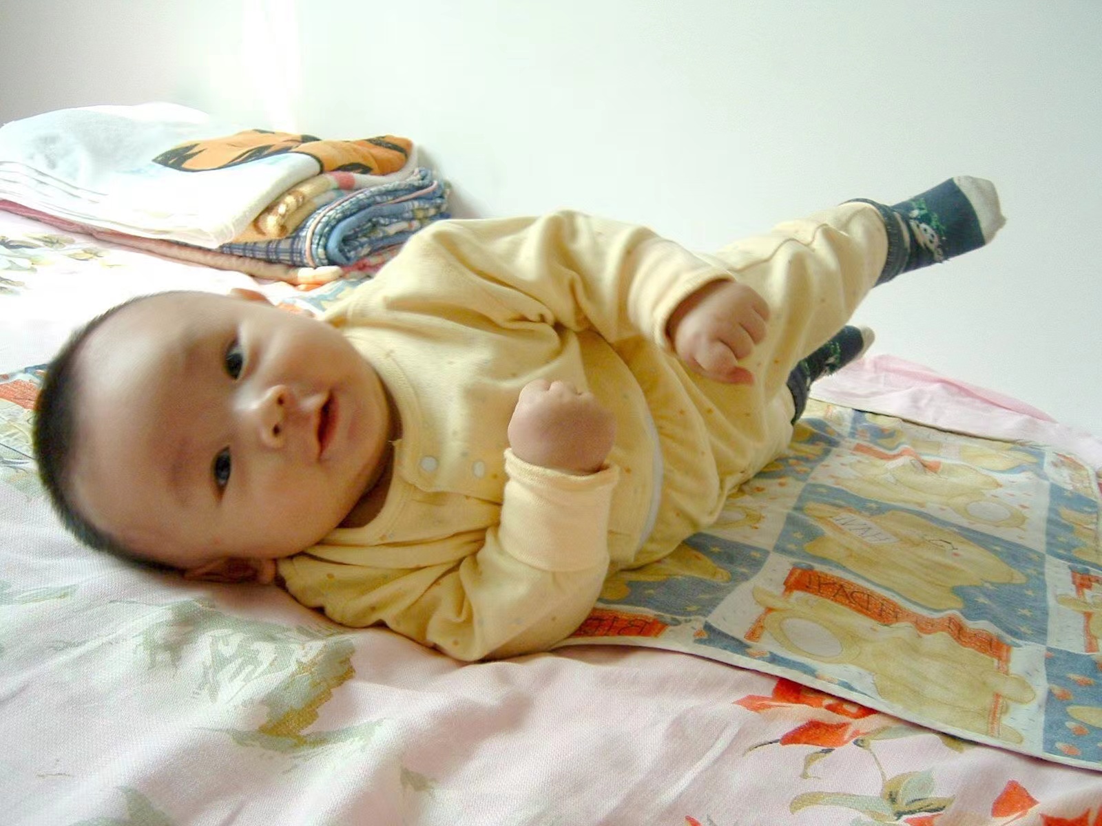 3个月的宝宝早教训练及方法,3个月宝宝如何早教视频教程