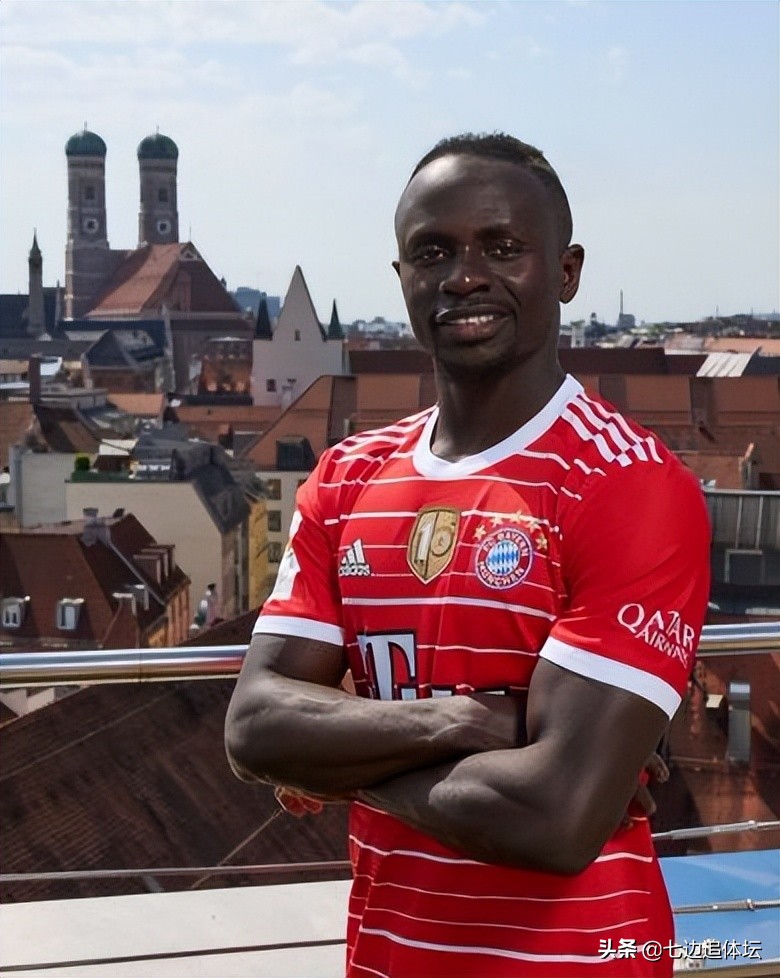 2022足坛左后卫身价排行榜,左边锋身价排行榜2023