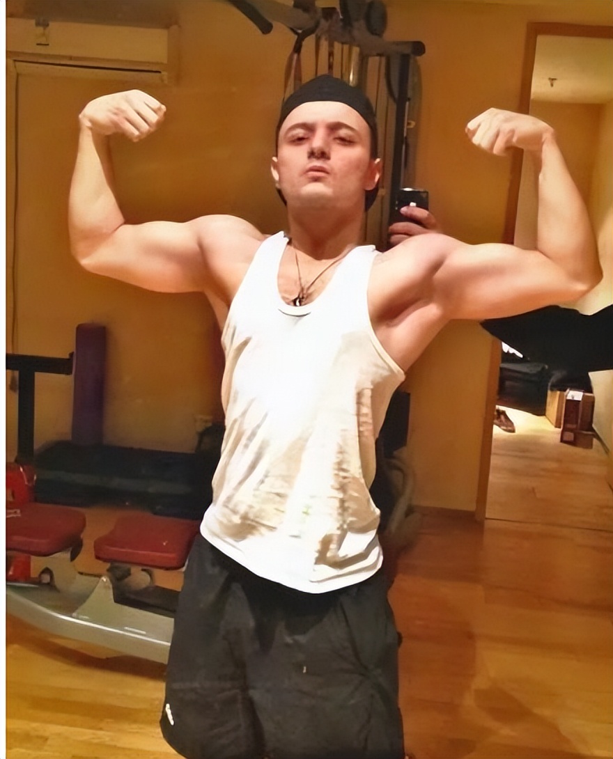 童星阿尔法二十年模样变化,童星阿尔法5岁火遍全国