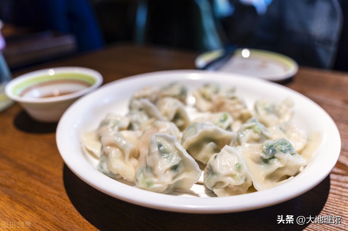 中国饺子之王为什么是东北饺子,东北饺子vs四川饺子