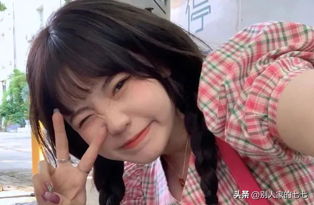 当一个男人追你的时候是什么心态,一个男人如果喜欢你会主动追你吗