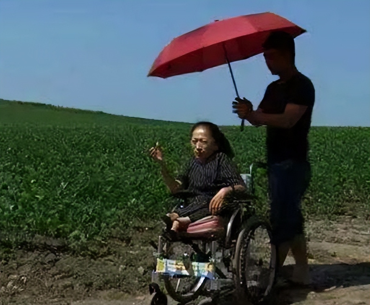 身高86厘米的千万富翁，白手起家到霸道总裁：残缺身体藏超级灵魂