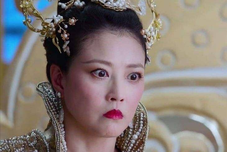 同样都是“凸嘴”，为什么有人风情万种，有人一股土味？答案在这