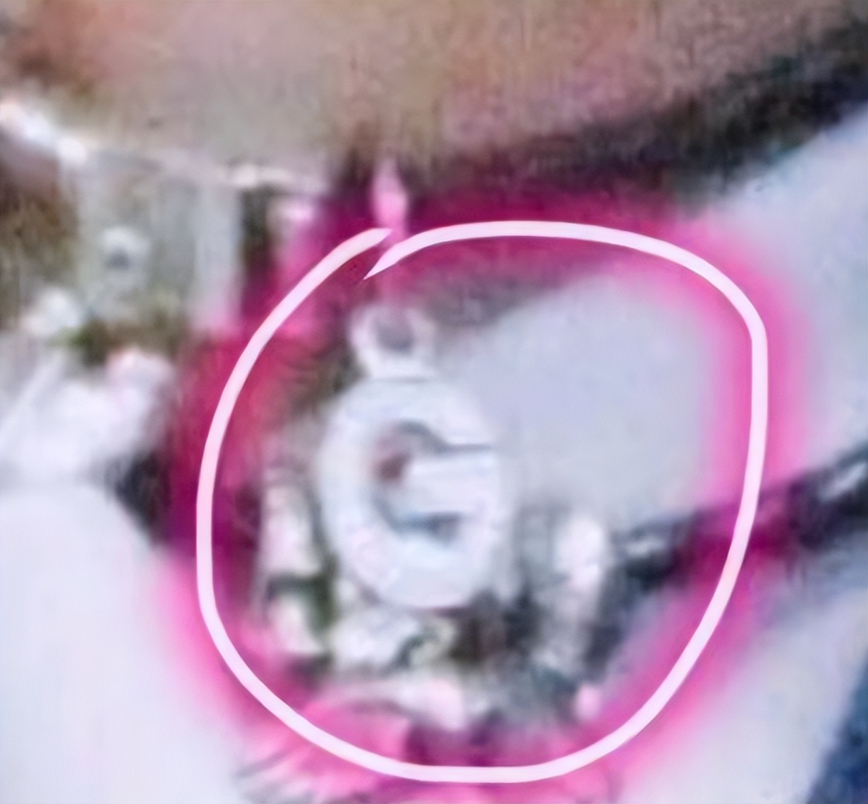 刘昊然周冬雨张一山,刘昊然周冬雨山楂树之恋