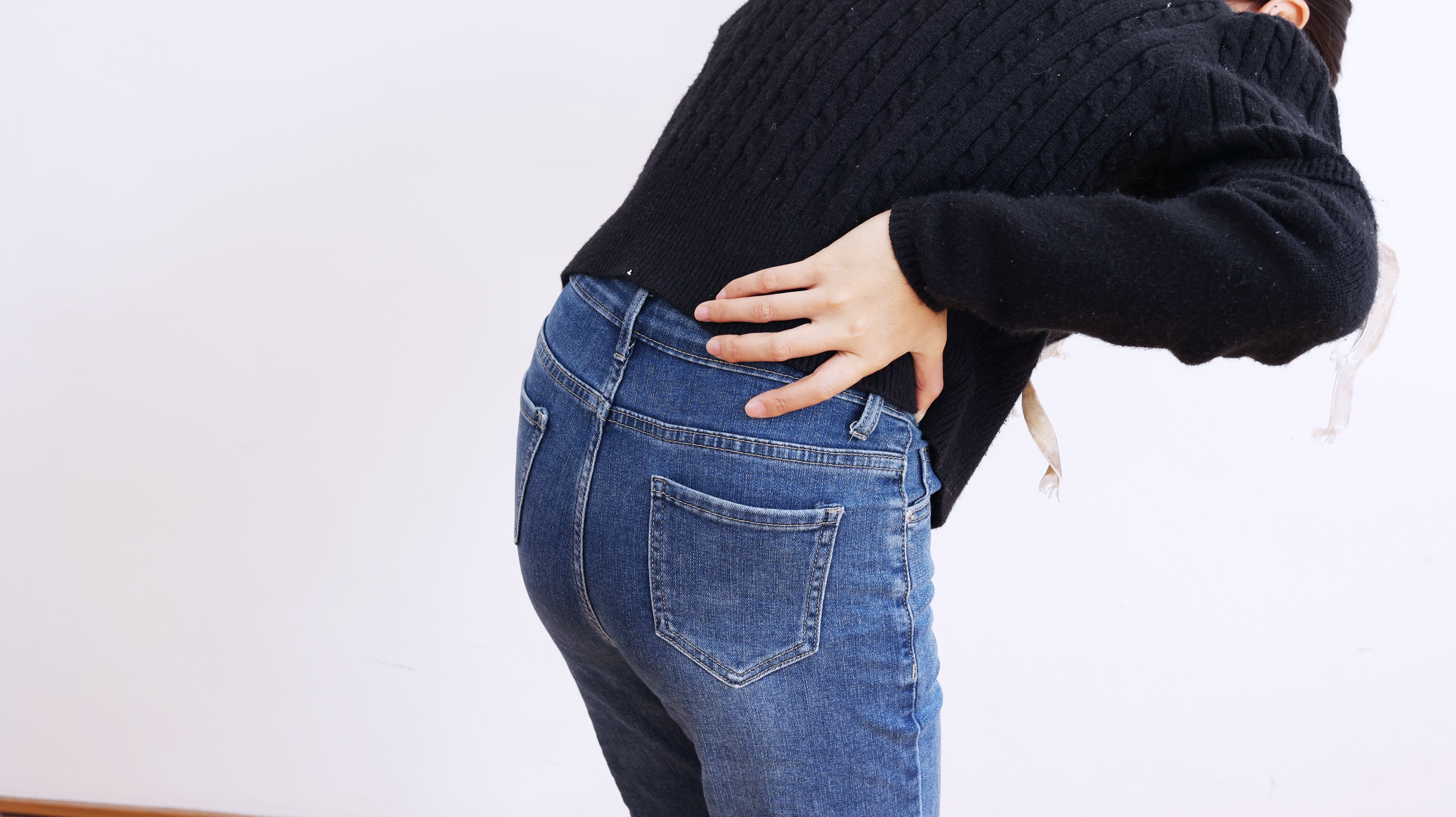 没有干重活腰疼怎么回事,干重活腰疼直不起来怎么办