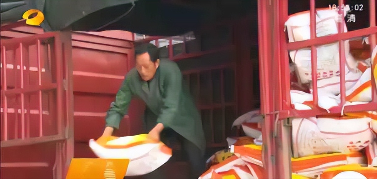 是谁在害怕“供销社”？