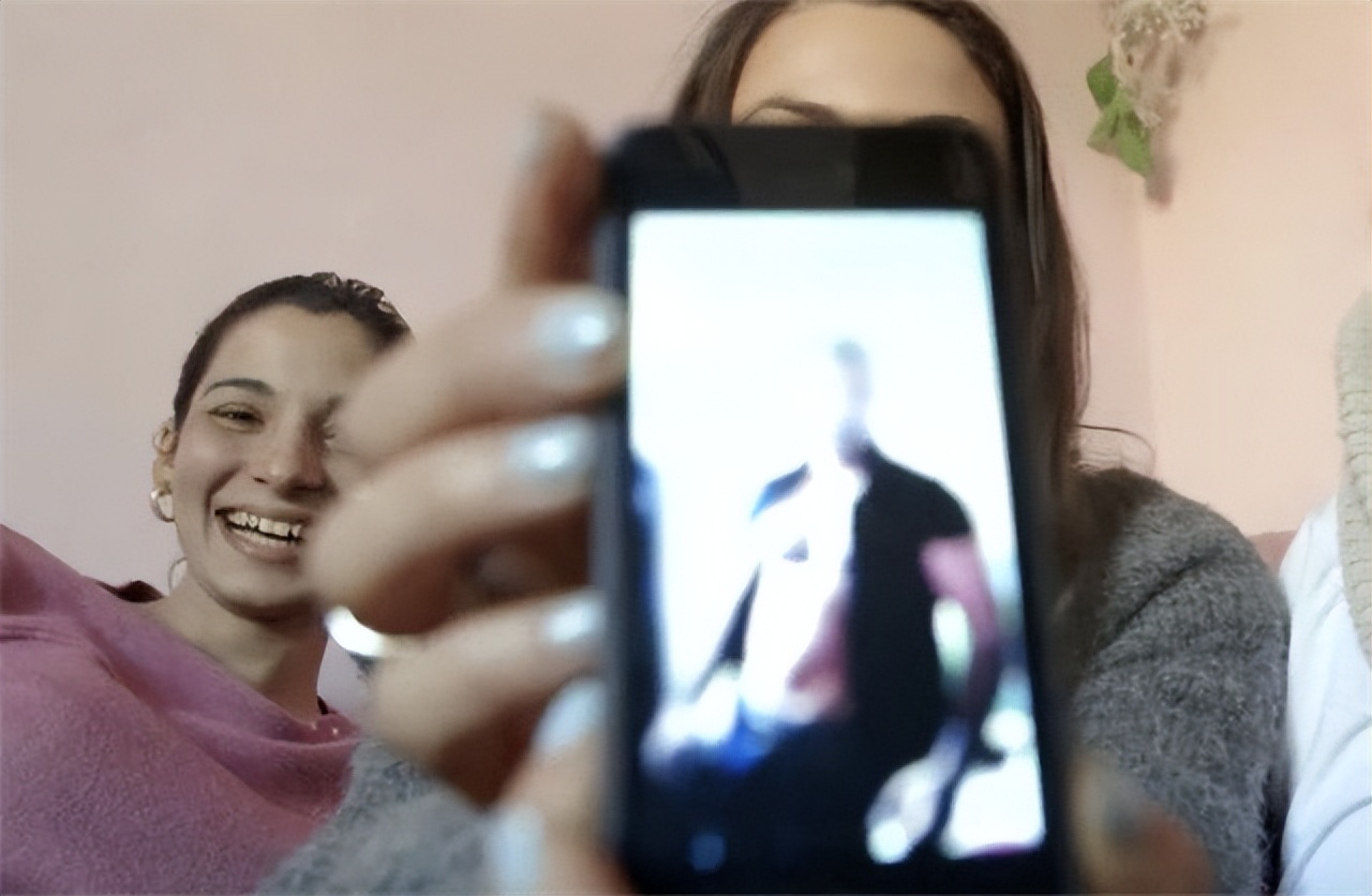 东欧“新娘市场”:被明码标价的未成年少女